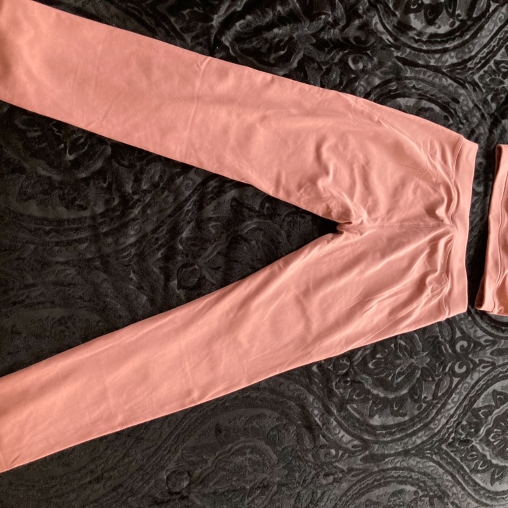 Pink workout set - Picture 5 of 5